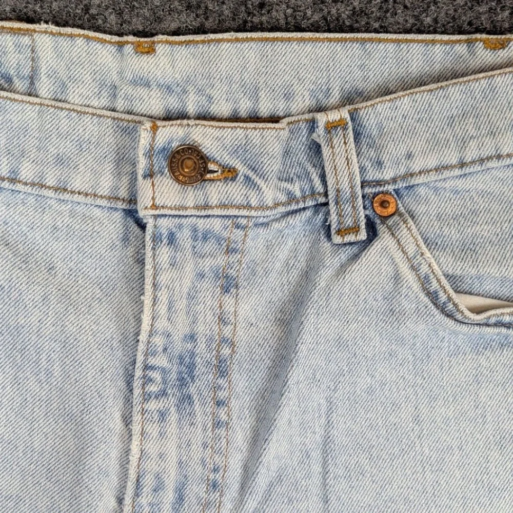 Vintage Levis 550 Relaxed Fit Denim Shorts Light Wash Orange Tab Mens 34 Blue